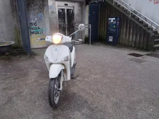 Piaggio Liberty 50 Scooter Automático