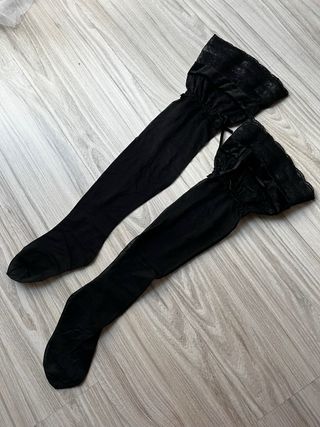 Medias Negras Encaje Talla Única