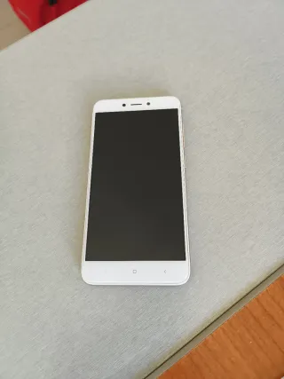 Xiaomi Redmi 4 Gold/White