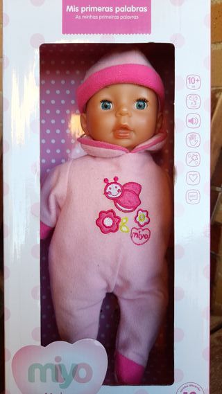 Muñeca Mis Primeras Palabras 12 sonidos diferentes