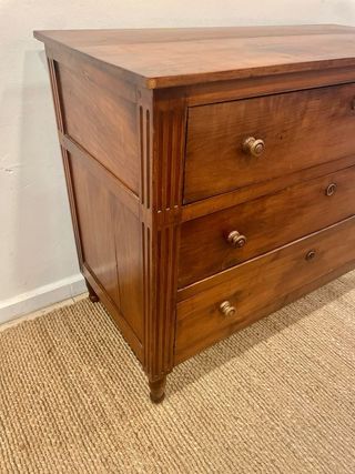 Antigua cómoda francesa final 1800