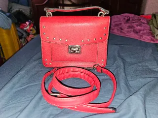 Bolso Rojo Stradivarius