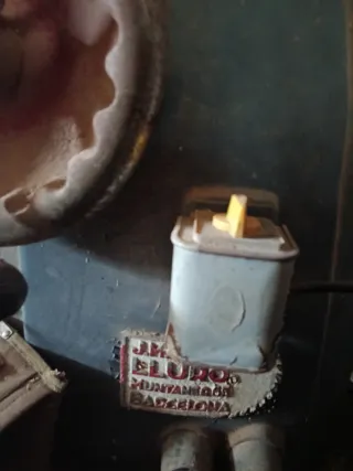 Tupi de carpintería con alimentador