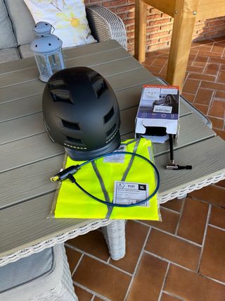 SMARTGYRO Speedway Patinete Eléctrico con casco