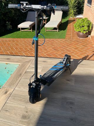 SMARTGYRO Speedway Patinete Eléctrico con casco