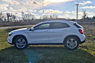 Mercedes-Benz GLA 200 - 156CV