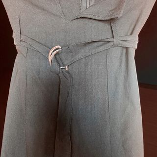 Pantalón negro de talle alto