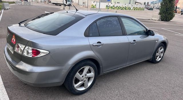 Mazda 6 2004