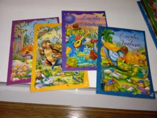 Lote 8 CUENTOS DE FANTASÍA.