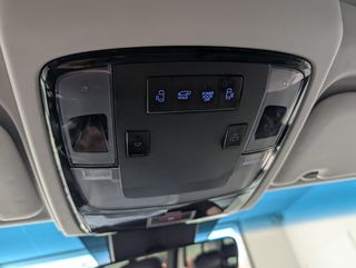 Hyundai Staria  9 plazas automática 2022