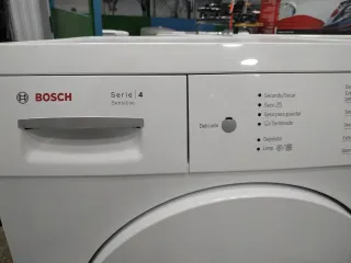 Secadora Bosch Serie 4 7kg de condensación