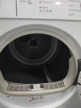 Secadora Bosch Serie 4 7kg de condensación