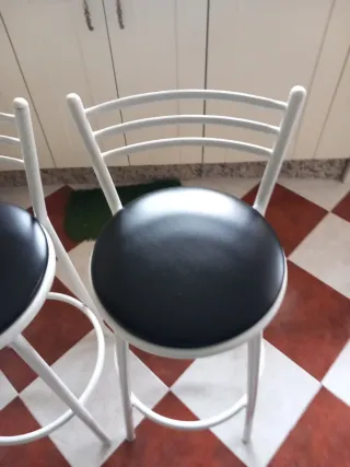 Juego de 2 Sillas Altas Metálicas Negras
