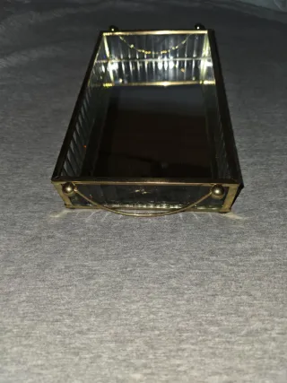 Bandeja tocador dorada con espejo