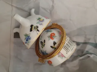 Uova decorative in ceramica