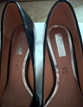 Zapatos salón negros piel