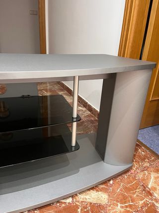 Mueble TV salón cristal y metal gris