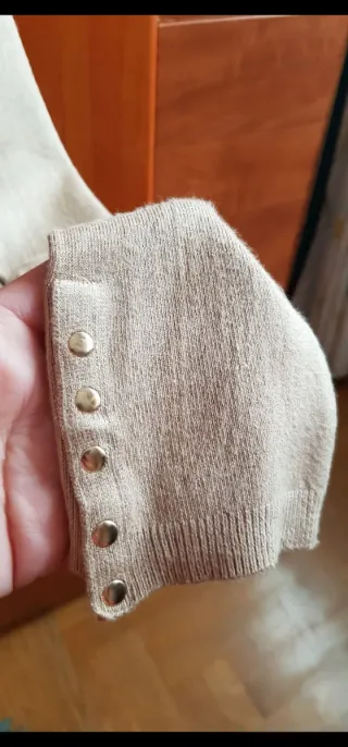 Jersey Zara Beige con Dibujo