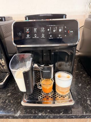 Cafetera Philips Serie 3200