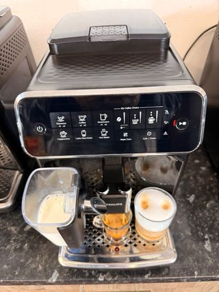 Cafetera Philips Serie 3200