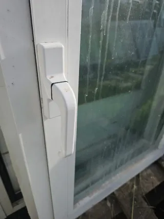 Ventanas blancas aluminio climalit