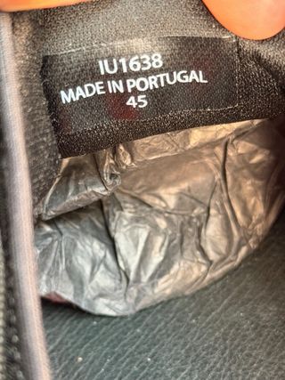 Zapatillas Iceberg Talla 45 Negras y Plateadas