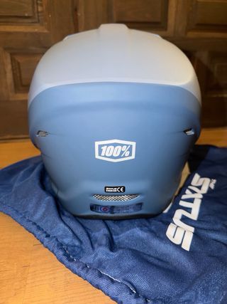 Casco 100% Status Talla XL