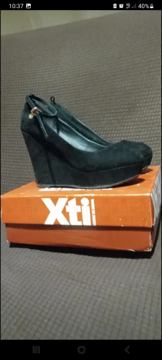 Zapatos de cuña negros