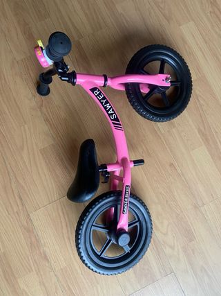 Bicicleta de equilibrio rosa Sawyer