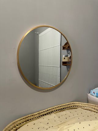 Espejo redondo dorado