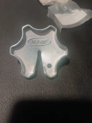 Llave radios Mavic M7