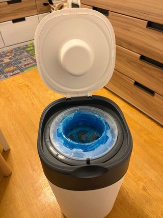 Papelera Tommee Tippee como nueva