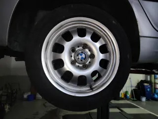 Llanatas BMW