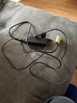 Cargador Sony 10.5V/5V VGP-AC10V10
