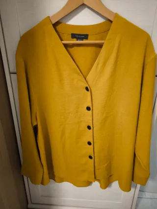 Blusa Primark Mostaza