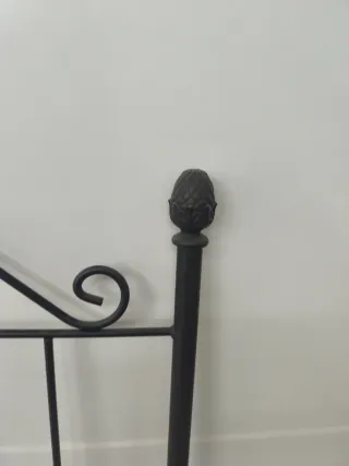 Cabecero de forja negro