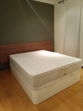 Canape abatible, bases tapizada y colchones. camas