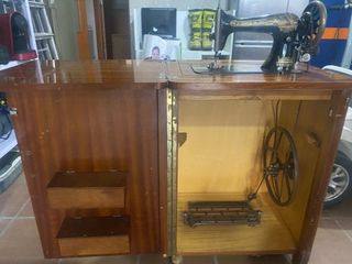 Máquina de coser Singer antigua Sphinx/Memphis