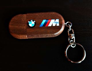 Pendrive USB in legno BMW
