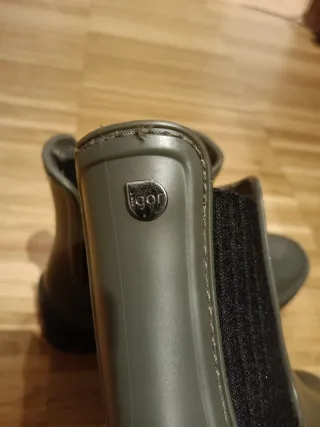 Botas de agua verde oliva