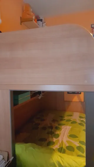 Literas robustas, 3 camas 90cm, con estantería.