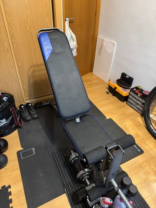 Banco de entrenamiento multifuncional