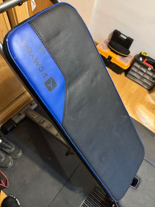 Banco de entrenamiento multifuncional