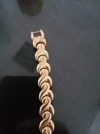 Reloj Laura Merosi Dorado Mujer