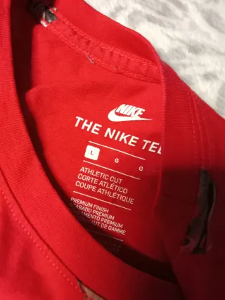 Camiseta Nike Air Estampado Zapatillas