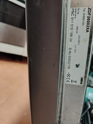 Lavavajillas Zanussi ZDF26602XA