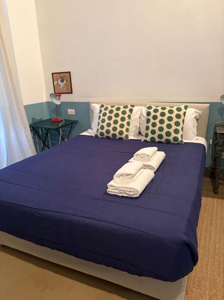 Letto matrimoniale in buone condizioni