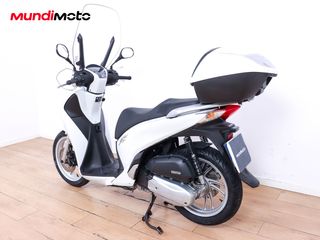 HONDA SCOOPY 125I SH D SPORT