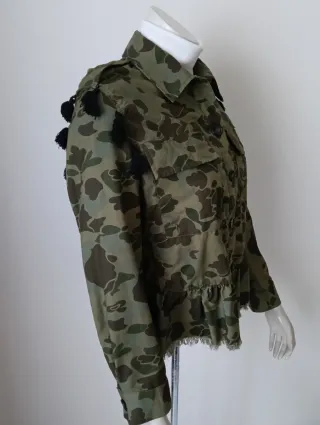 Chaqueta Zara Militar Bordada