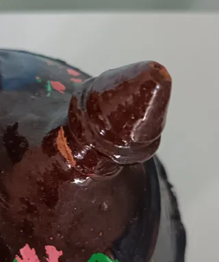 Botijo de cerámica pintado a mano